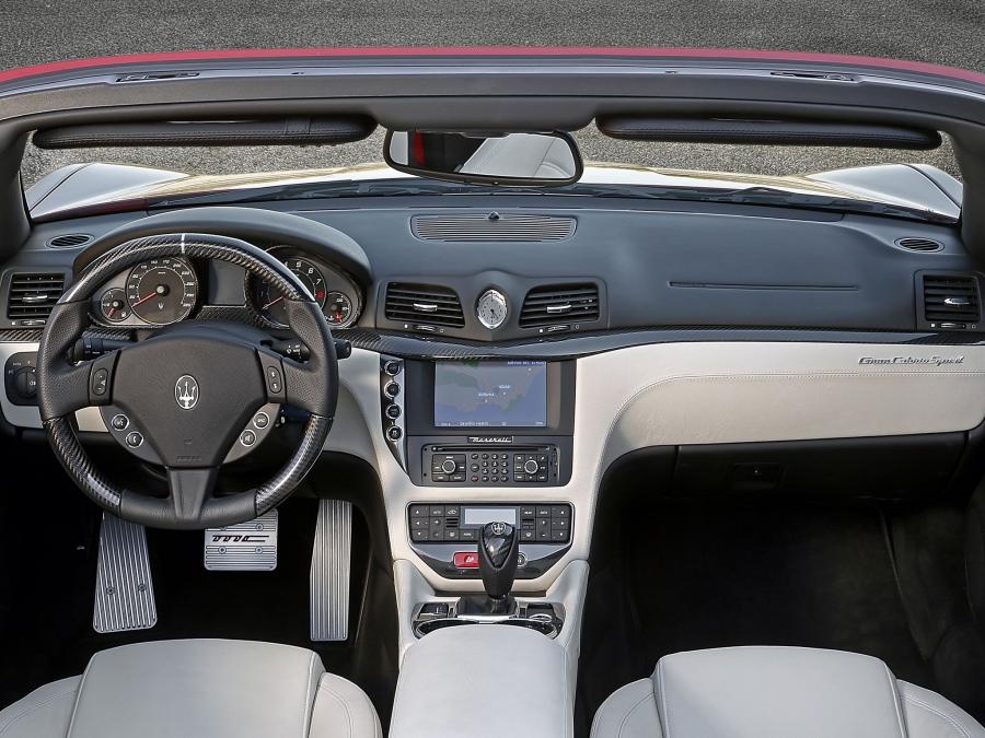  Maserati GranCabrio Sport 2011 года  (фото 99 из 107)
